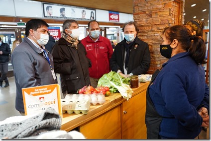 Comercialización-INDAP-Inaugura-Mercados-Campesinos-Valdivia-5