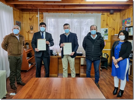 Corporación Municipal de Panguipulli y Contraloría General de La República firman inédito convenio 1