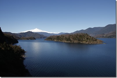 Lago Panguipulli y Vn Mocho Choshuenco_ribera norte (1)