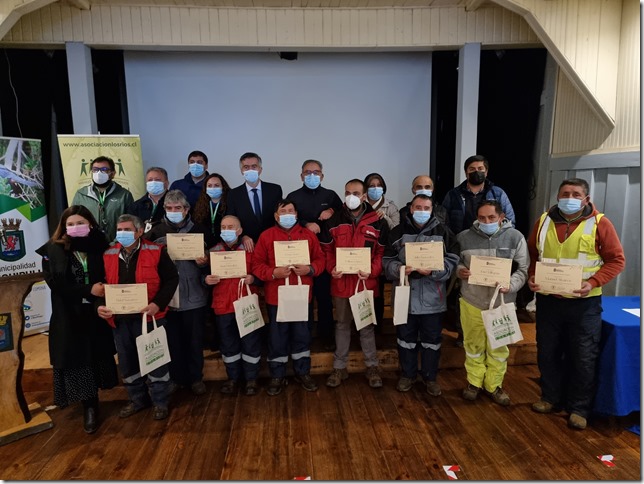 trabajadores del Centro de Acopio de Reciclaje (2)