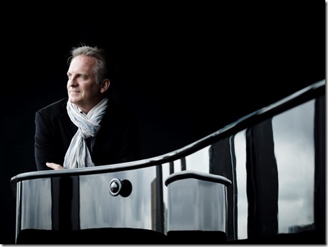 Alfredo Perl
Photo: Marco Borggreve
all rights reserved