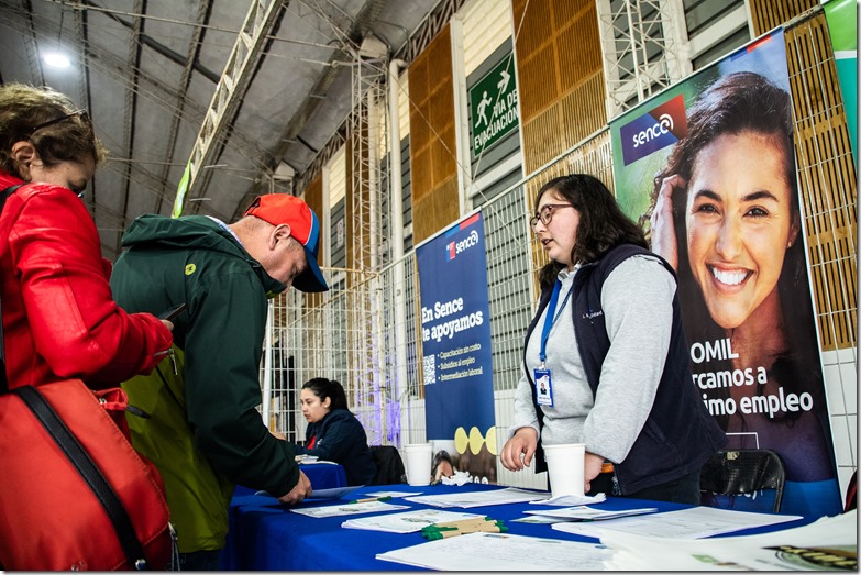 Feria_laboral_OMIL_11_11_2022-32