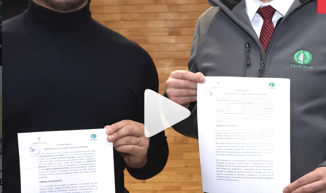 Autoridades de la Universidad de Los Lagos e INFOR firmando convenio estratégico para la investigación sostenible en Chiloé.