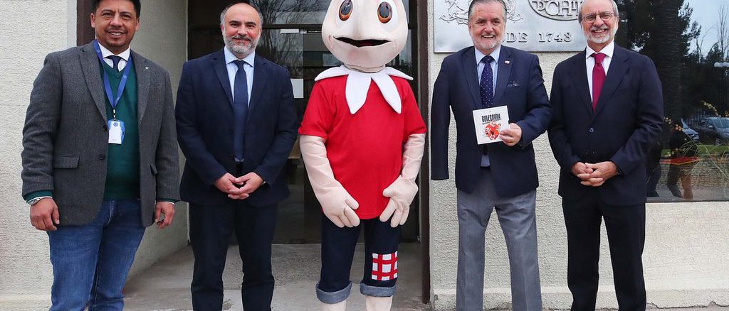 Tres fichas conmemorativas de Condorito, Yayita y Coné fabricadas por Casa de Moneda de Chile