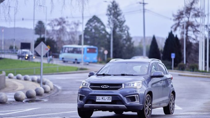 Edificio consistorial de la Municipalidad de Valdivia donde se realizan los trámites del permiso de circulación.