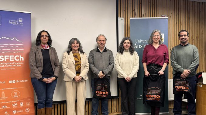 Presentación del primer policy brief de CISFECh en la Universidad Austral de Chile sobre políticas de suelos