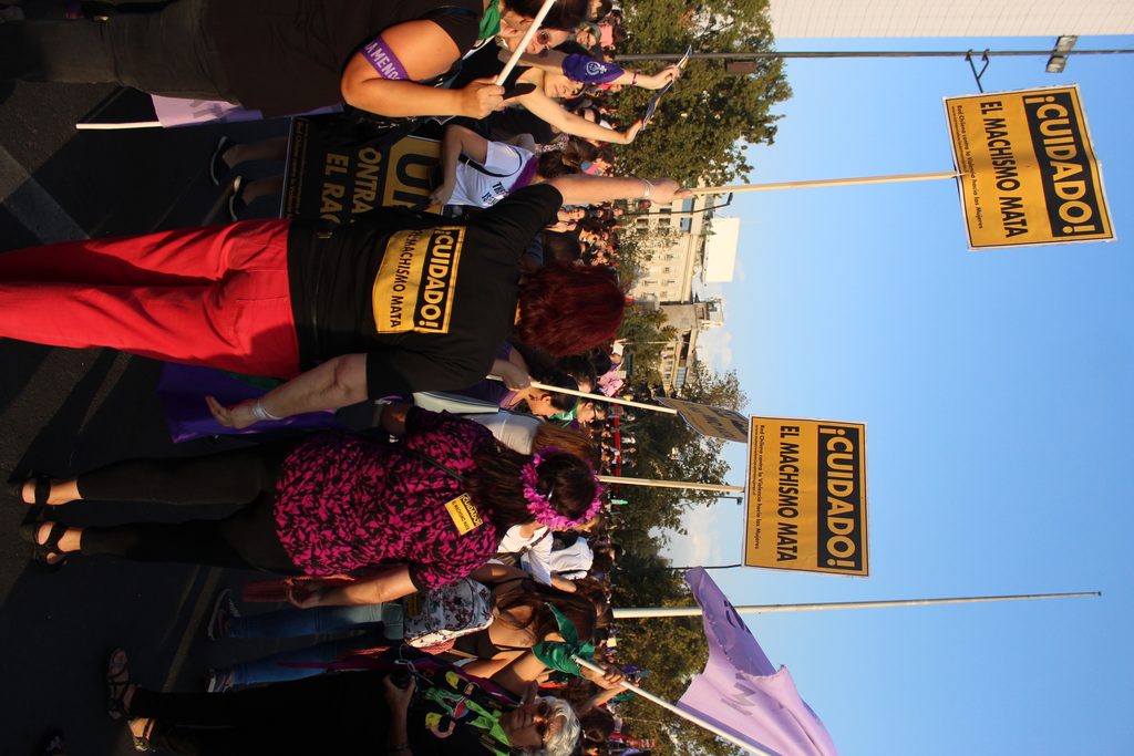 Afiches de la campaña ¡Cuidado! El machismo mata de la Red Chilena contra la Violencia hacia las Mujeres