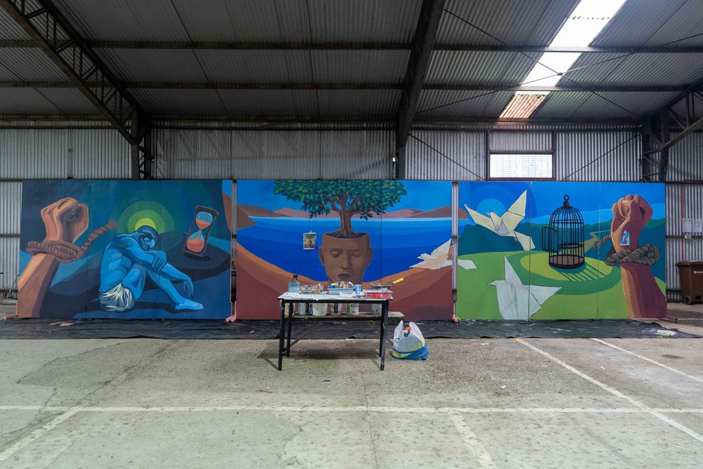 Mural móvil creado por personas privadas de libertad en el Centro de Educación y Trabajo de Valdivia