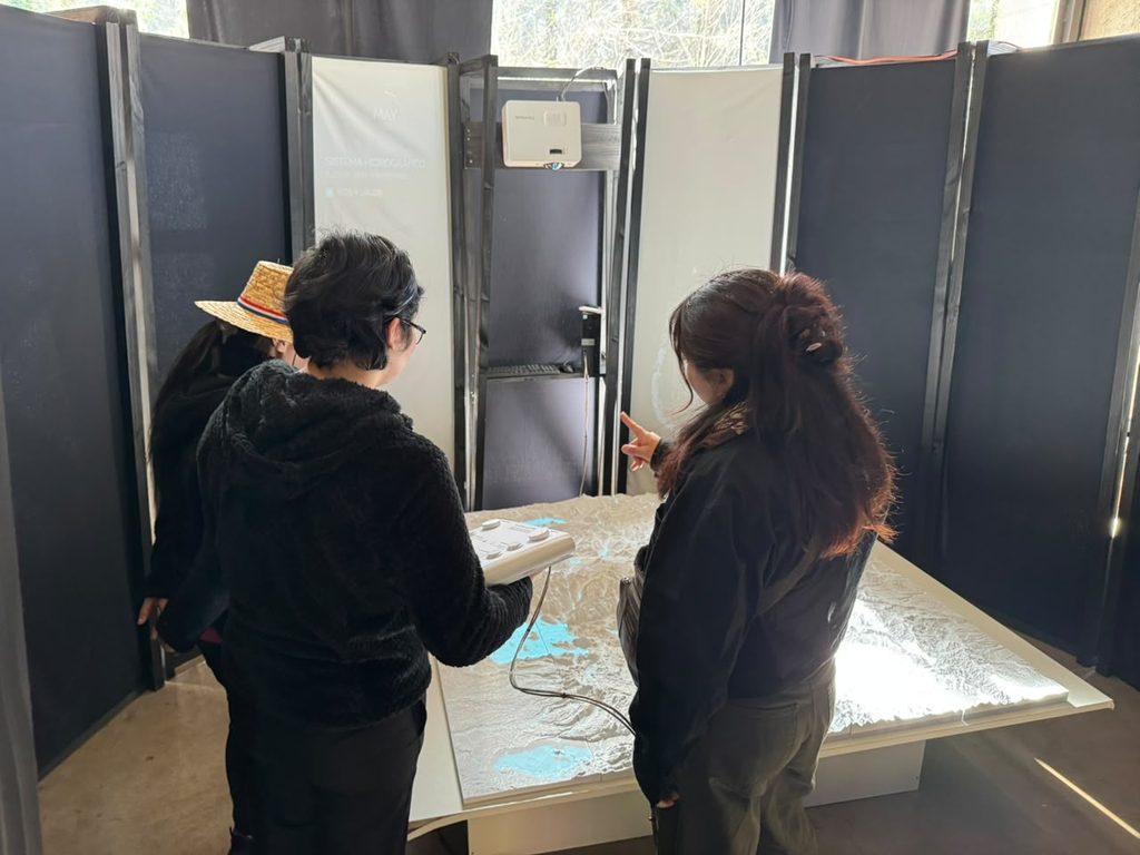 Exposición interactiva Aurora Australis sobre transformaciones de los Andes del Sur en Valdivia