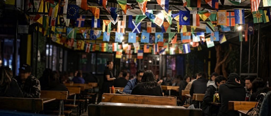 Fachada del local nocturno Grado 3 en calle Esmeralda en Valdivia donde ocurrió el ataque a balazos