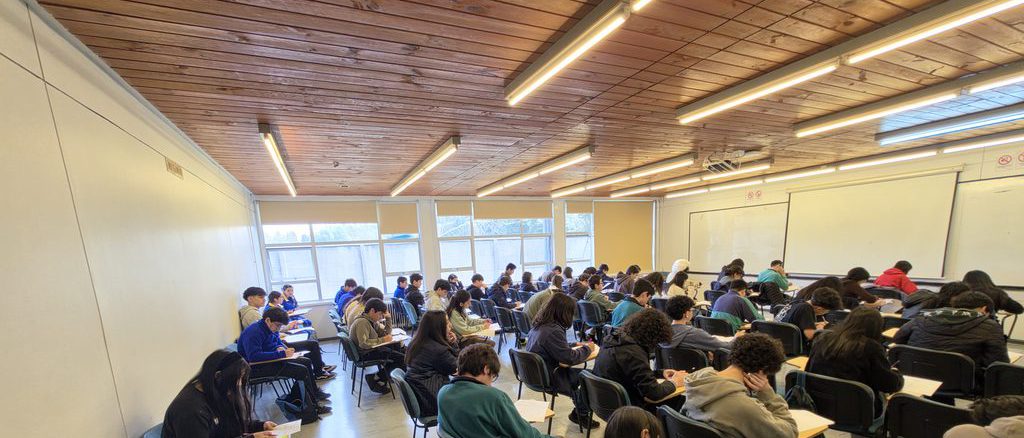 Estudiantes de la Región de Los Ríos clasificados a la Final Nacional de la Olimpiada de Matemática 2026 en la UACh