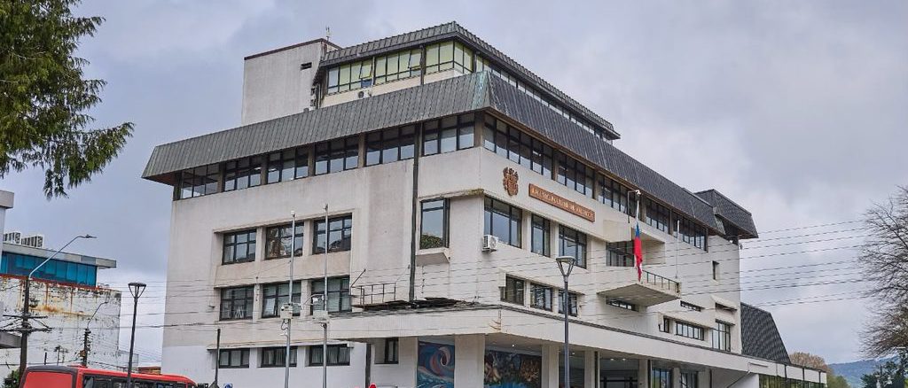 Tribunal de Valdivia declara admisible querella por atropello fatal en avenida Schneider presentada por el municipio.