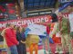 Alcaldesa de Valdivia junto a directivos del Club Deportivo Valdivia en la entrega del aporte financiero municipal